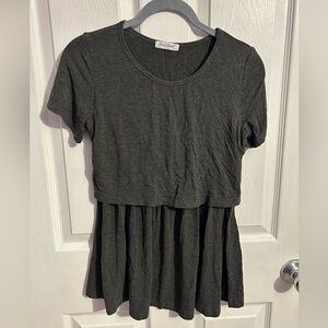 Dark grey short sleeve nursing shirt